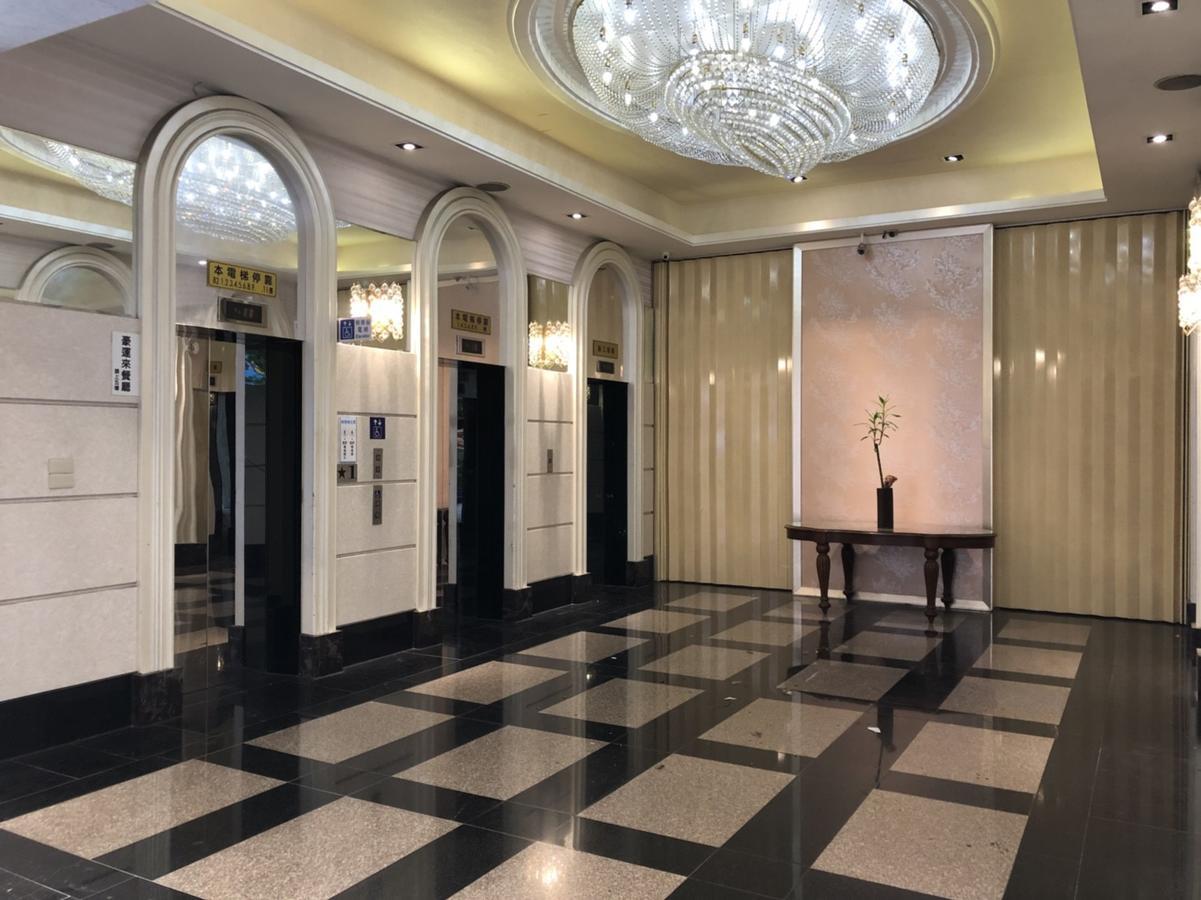 Honest & Warm Hotel Таоуан Екстериор снимка